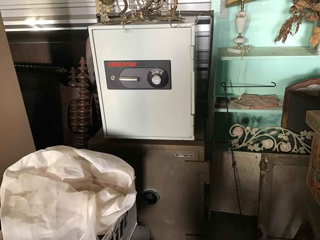 Storage Unit Auction in Wetumpka, AL at Jumbo Storage Holtville ends